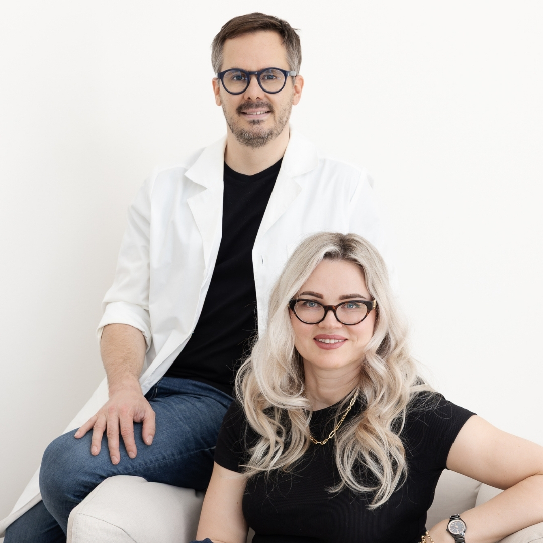 Täyteaineen poisto Espoo lääkäri Laura Juopperi ja kirurgi Ville Männistö