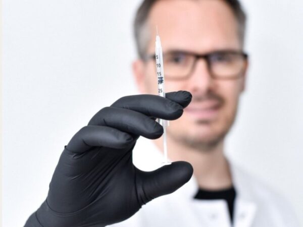 Botox experiences: What does the treatment feel like, and what does the result look like?